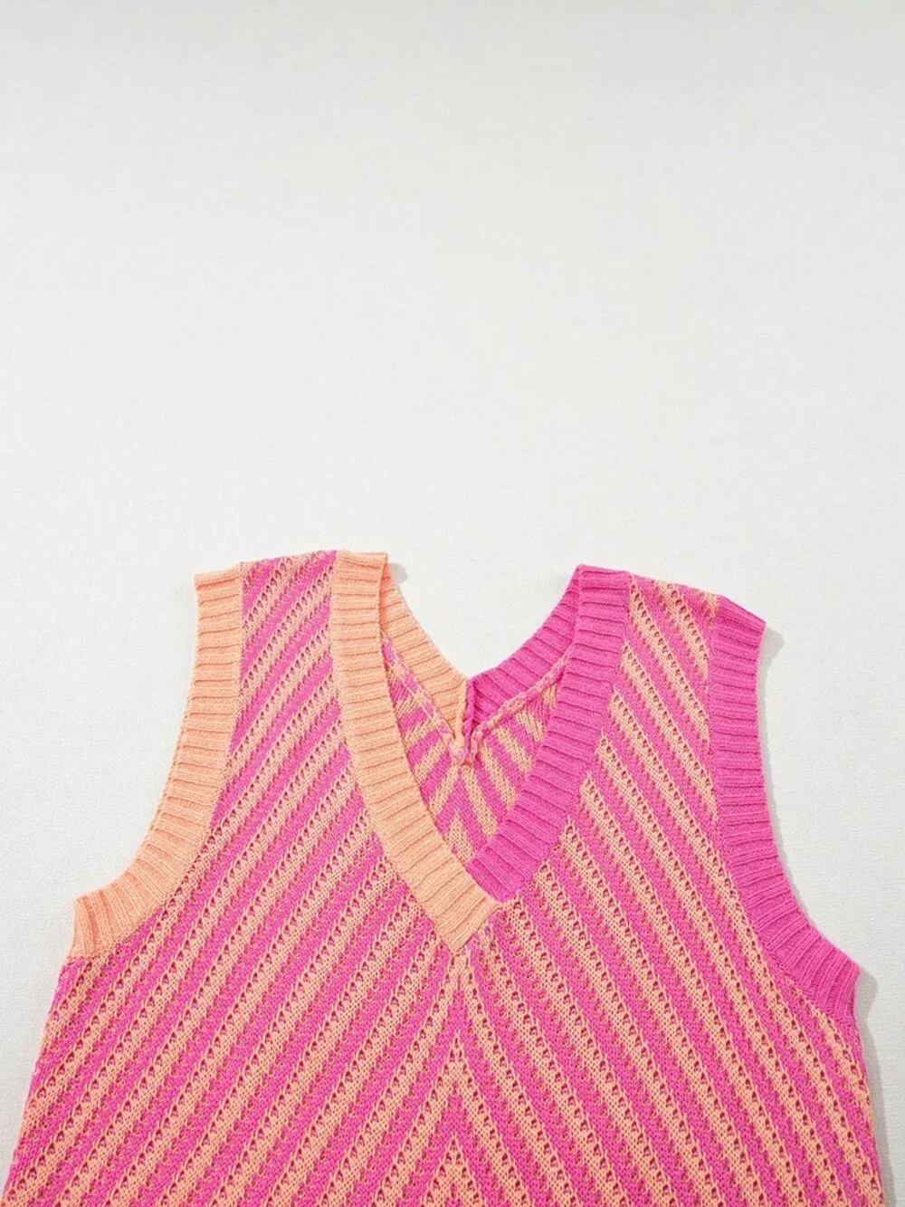 Multicolor Casual Women's Sleeveless V-Neck Striped Knit Vest